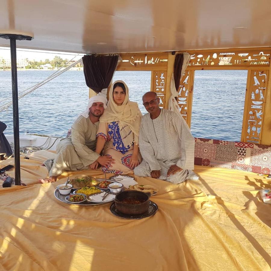 Nile Sunrise Felucca Boat Private Rental Luksor Zewnętrze zdjęcie